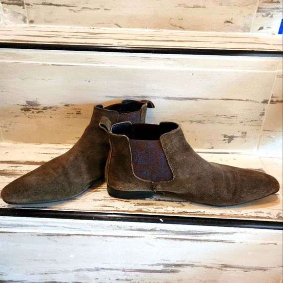 Chelsea Boots - London, Silver Street, size 11 brown suede w/paisley inset. - Picture 1 of 9